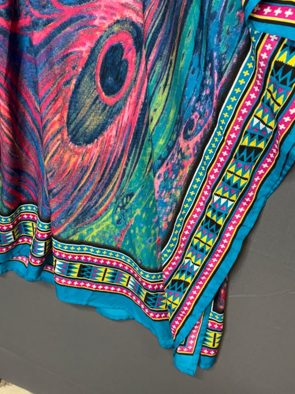 Winlar Peacock & Geometric Print Kaftan Tunic OS - Picture 5 of 7